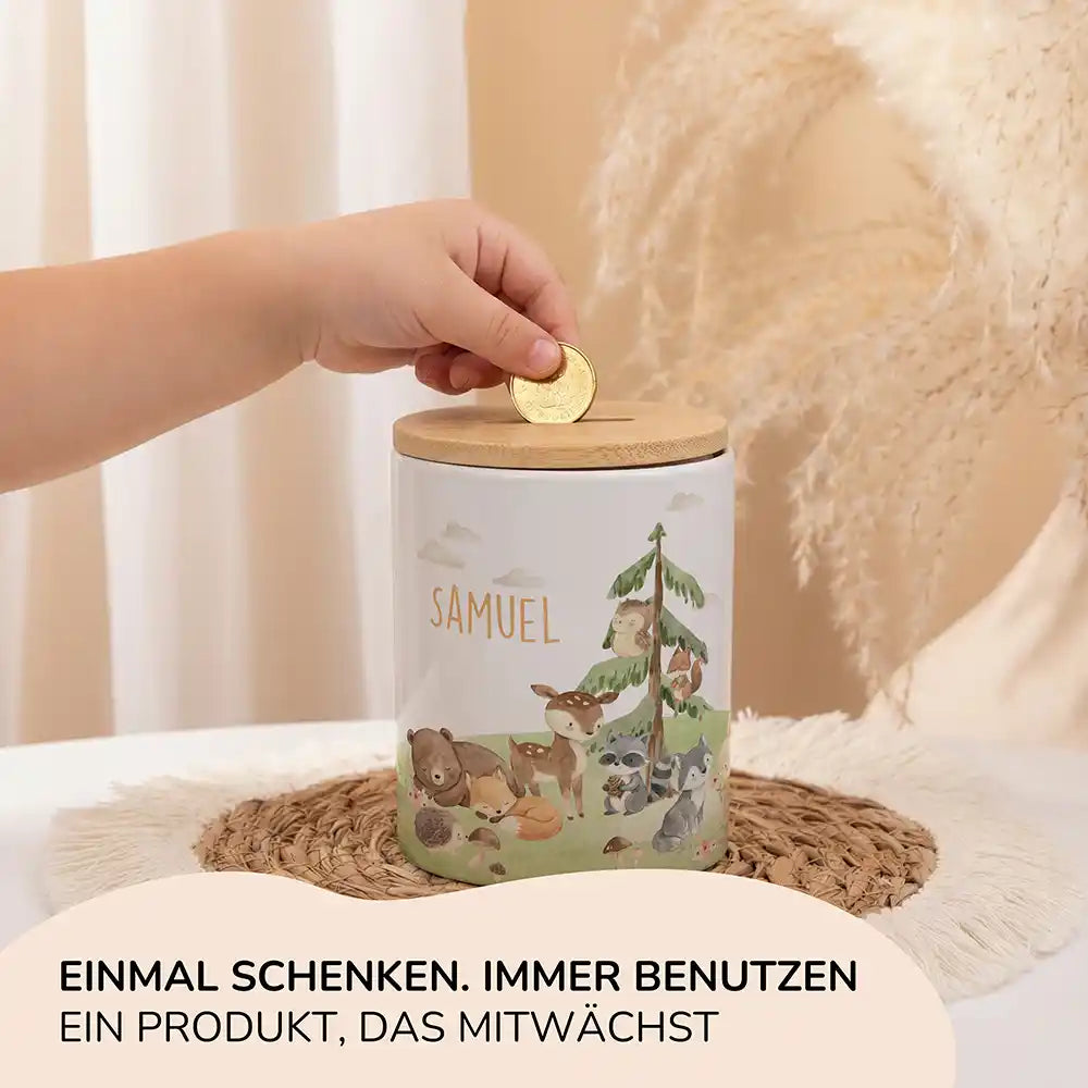 Personalisierte Spardose Waldszene V – Keramik & Bambus mit Wunschname