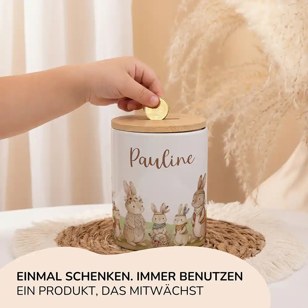 Personalisierte Spardose Boho-Hasen – Keramik & Bambus mit Wunschname