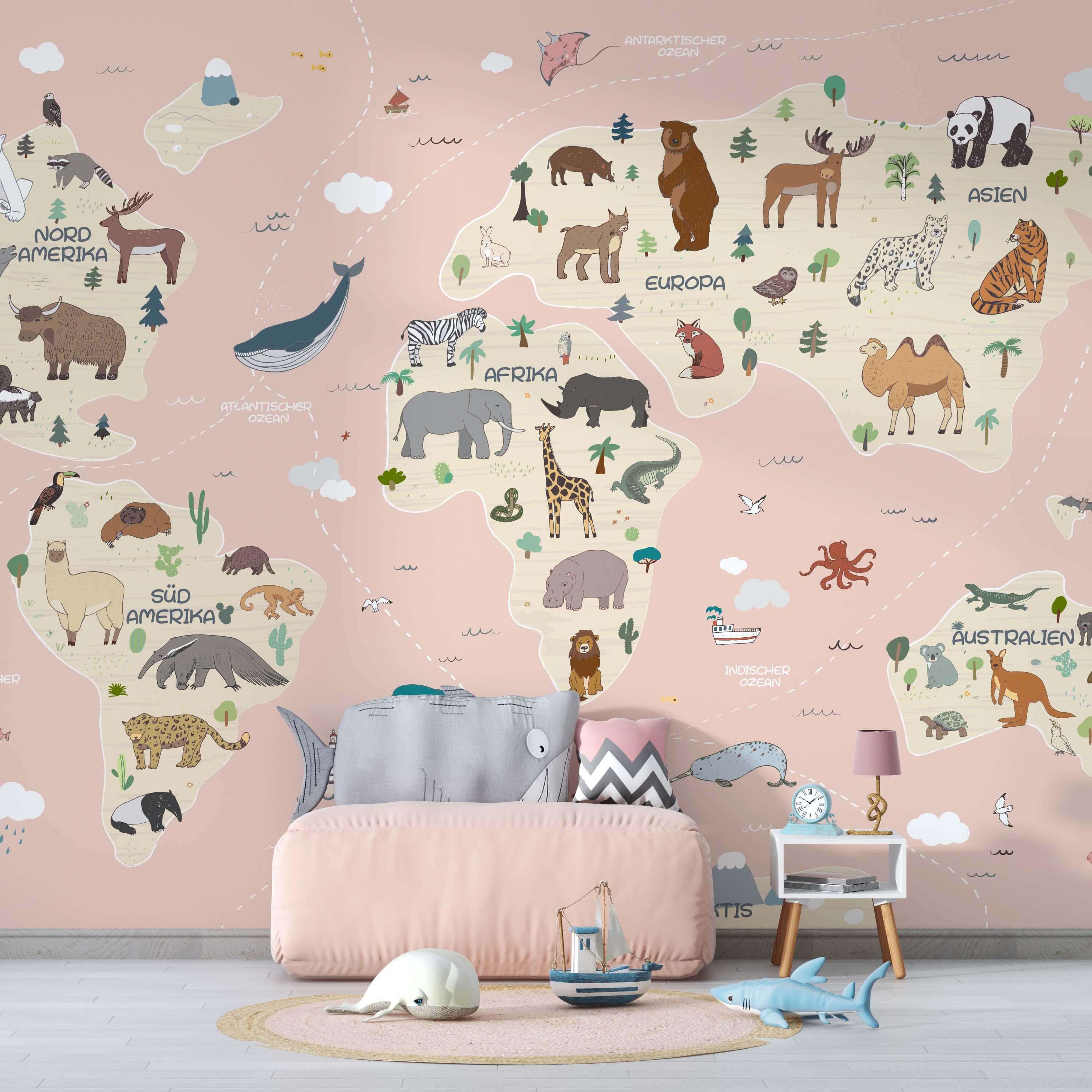 Fototapete Kinderzimmer Weltkarte mit Tieren in Rosa – Nahaufnahme der Tier-Illustrationen